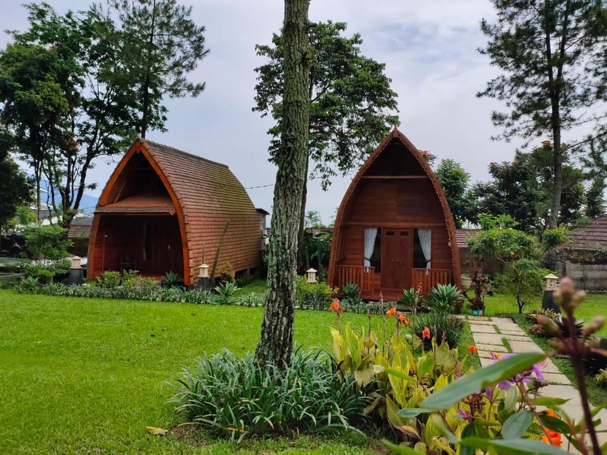 The Village Resort Богор Екстер'єр фото