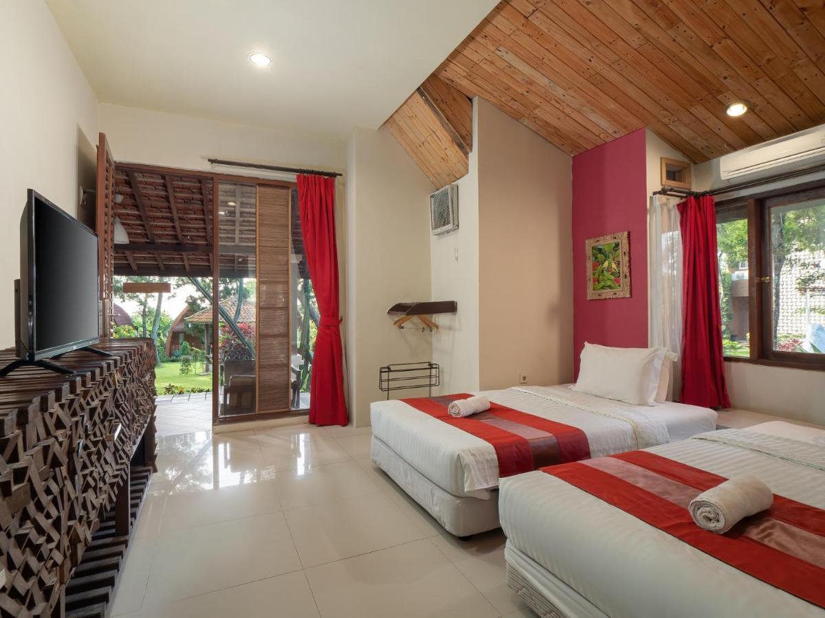 The Village Resort Богор Екстер'єр фото