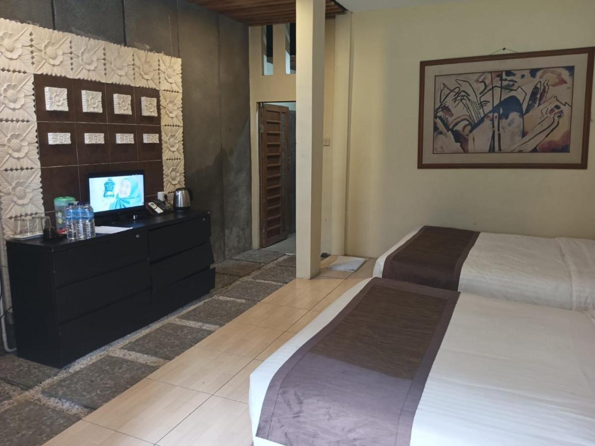 The Village Resort Богор Екстер'єр фото